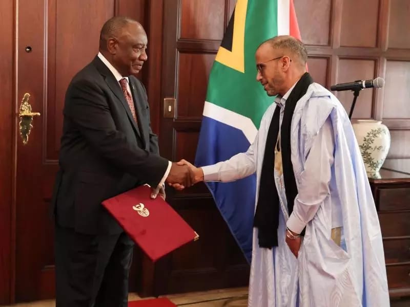 السفير الصحراوي أباه المد يقدم أوراق اعتماده للرئيس الجنوب أفريقي